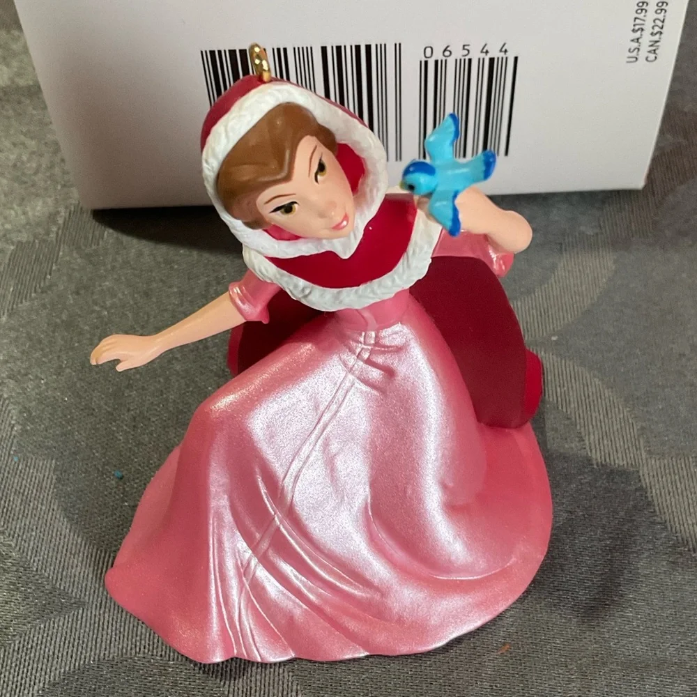 2020 Disney Beauty and the Beast Something There NIB